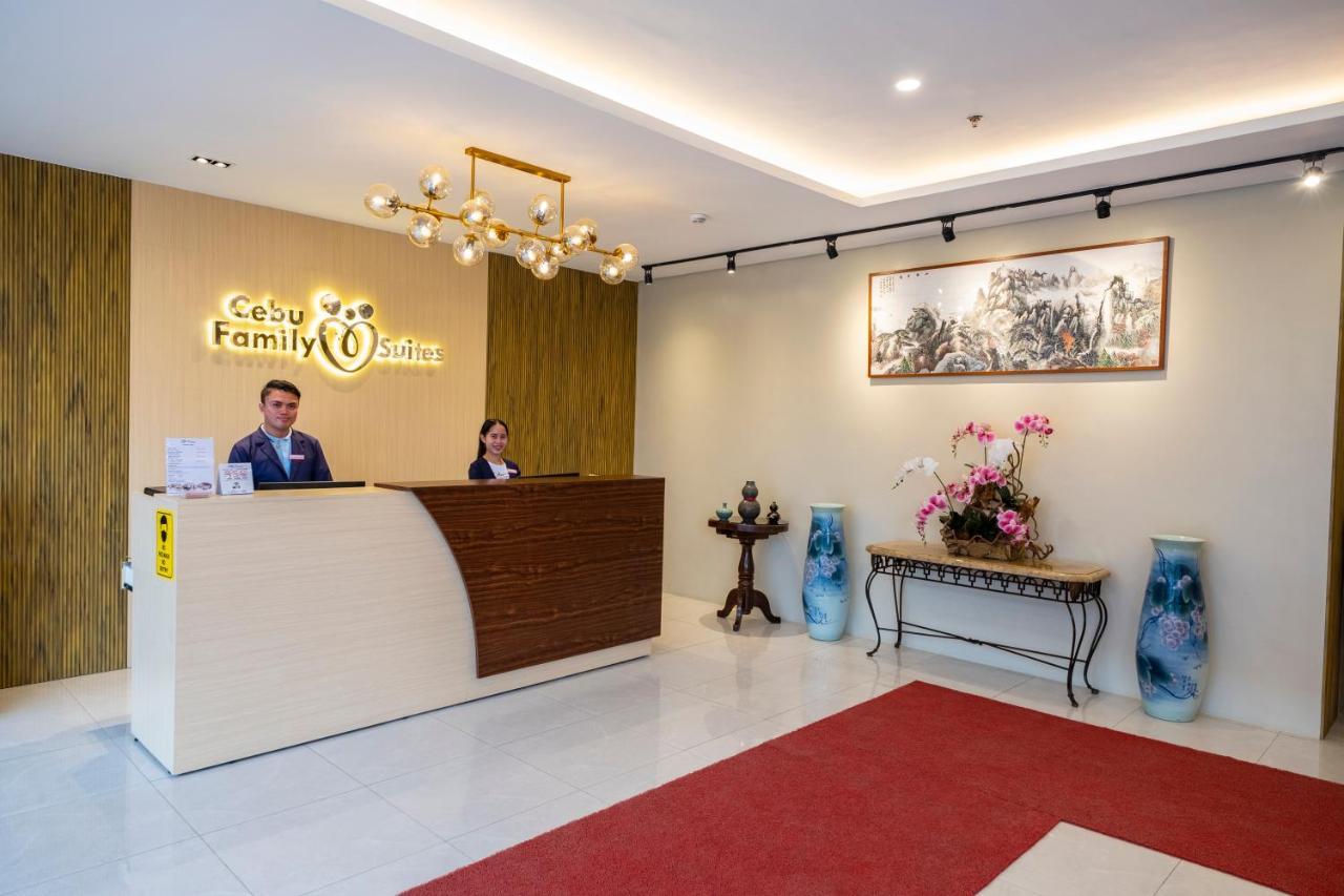 Cebu Family Suites Powered By Cocotel Exterior foto